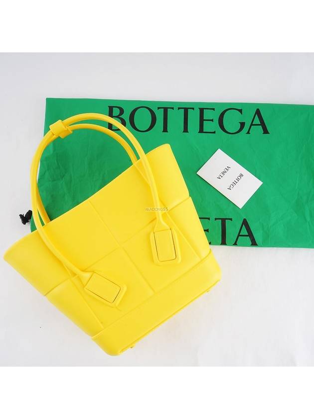 Bottega Veneta Arco Mini Rubber Tote Bag Lemon