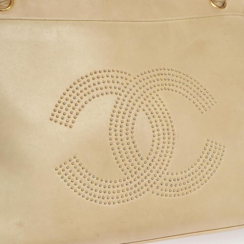 Beige Leather Chanel Shoulder Bag