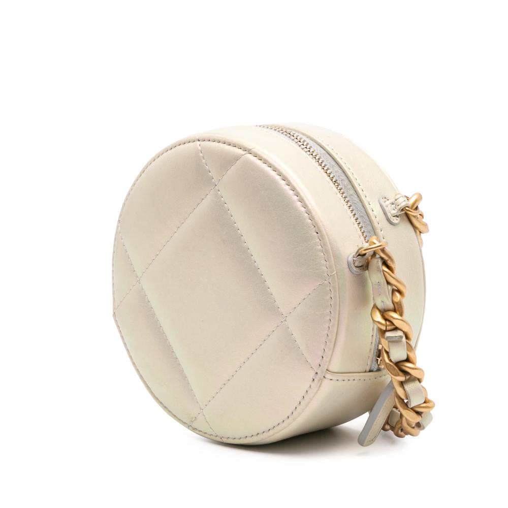 Beige Leather Chanel Shoulder Bag