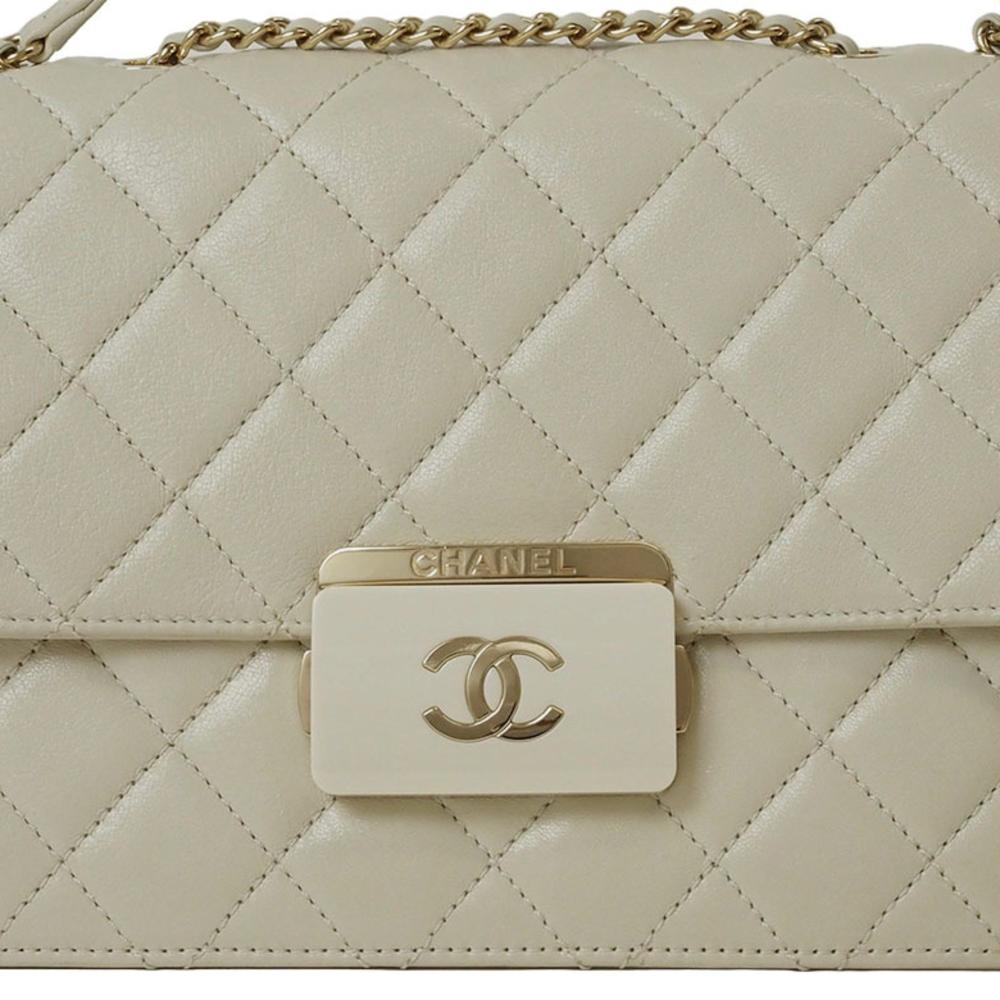 Beige Leather Chanel Shoulder Bag