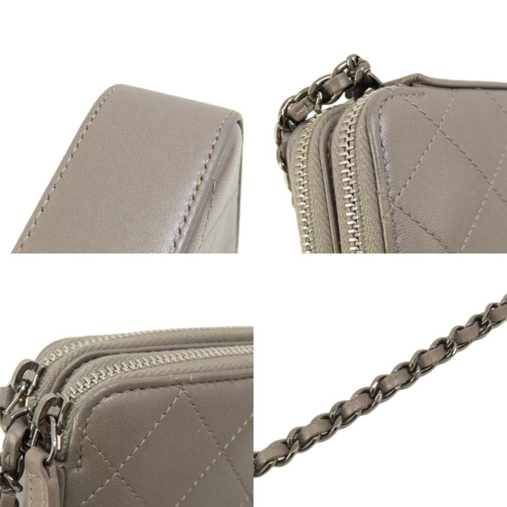Beige Leather Chanel Shoulder Bag