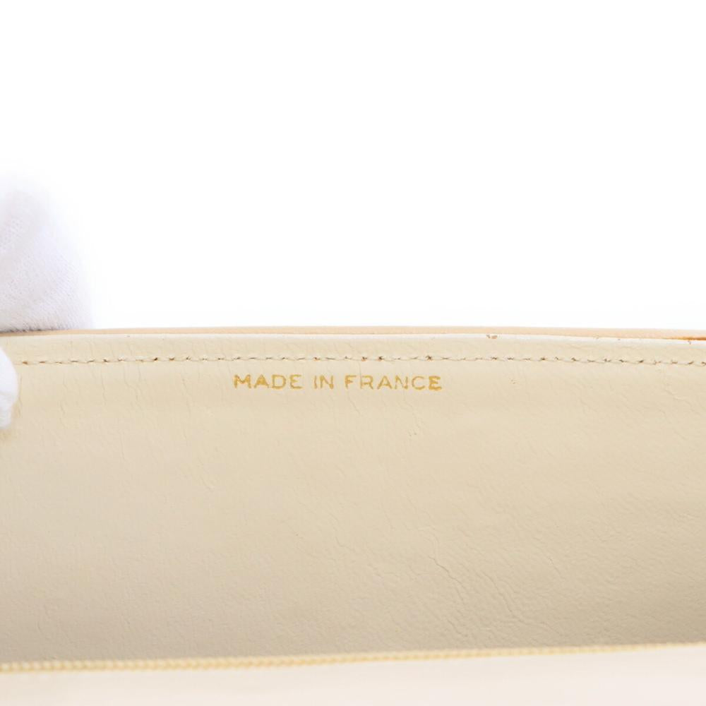 Beige Leather Chanel Shoulder Bag