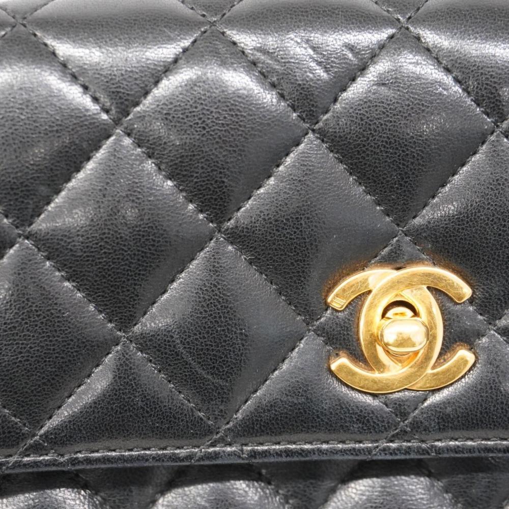 Black Leather Chanel Shoulder Bag