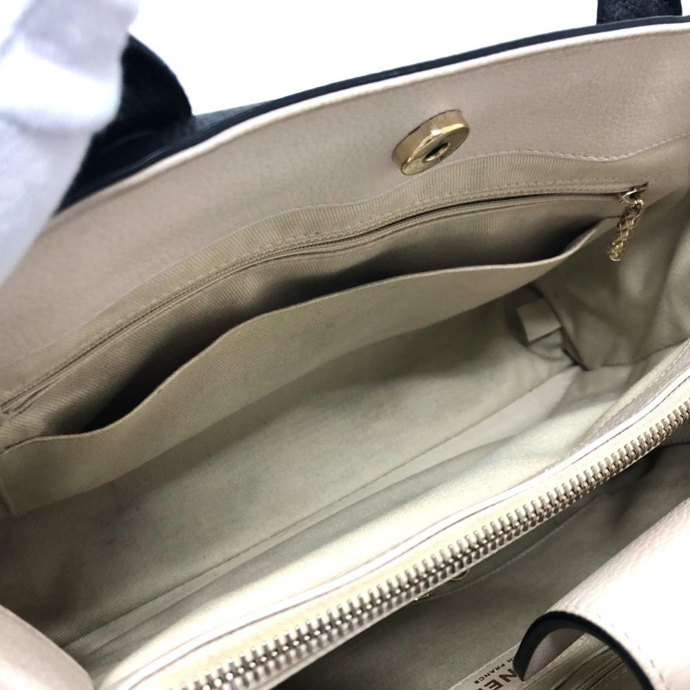 Black Leather Chanel Shoulder Bag