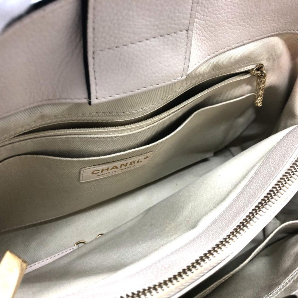 Black Leather Chanel Shoulder Bag