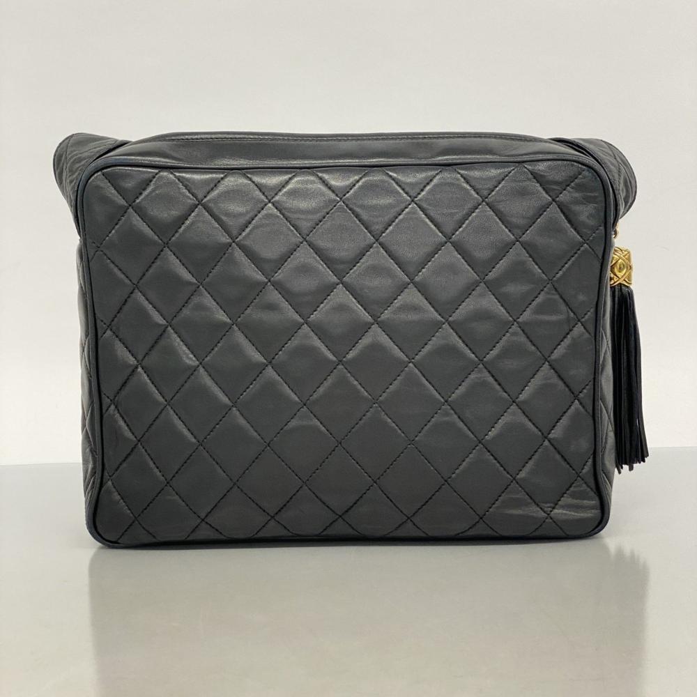 Black Leather Chanel Shoulder Bag