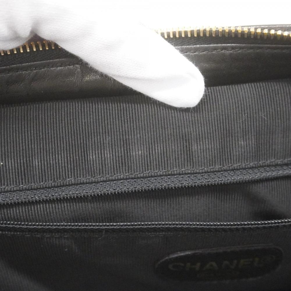 Black Leather Chanel Shoulder Bag