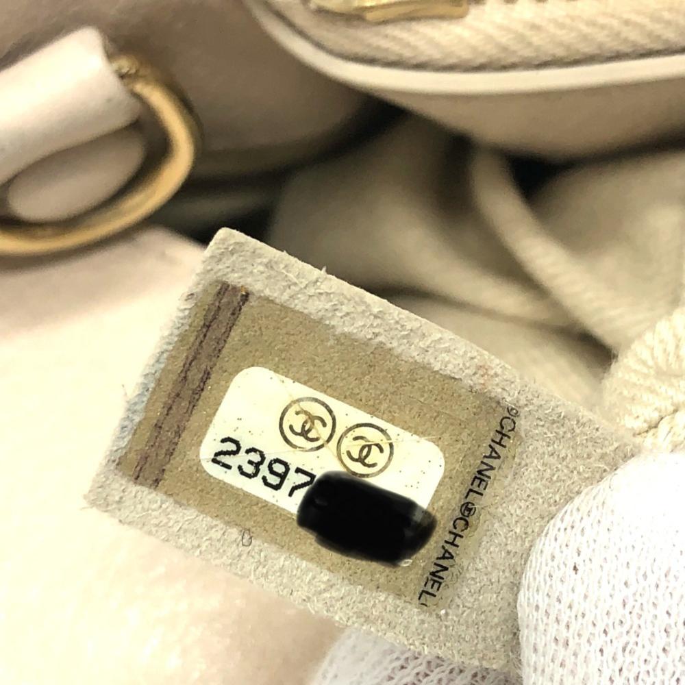 Black Leather Chanel Shoulder Bag