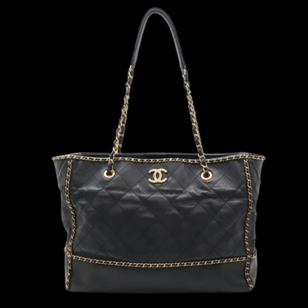 Black Leather Chanel Shoulder Bag