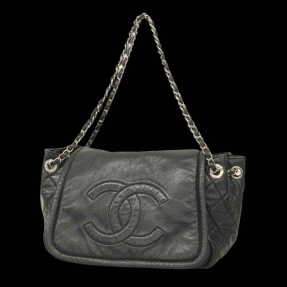 Black Leather Chanel Shoulder Bag