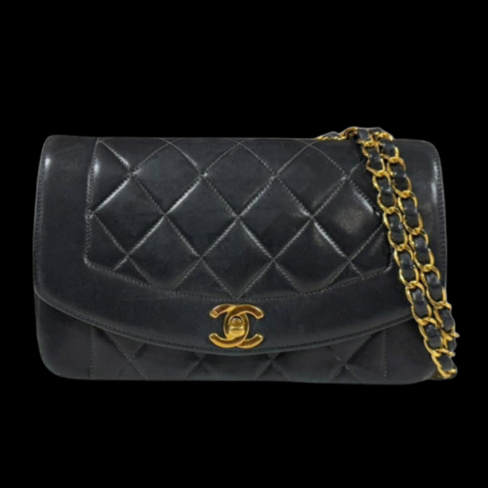 Black Leather Chanel Shoulder Bag