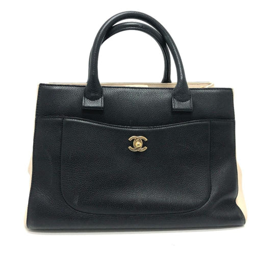 Black Leather Chanel Shoulder Bag