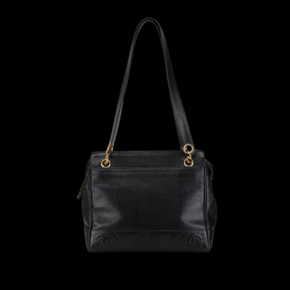 Black Leather Chanel Shoulder Bag