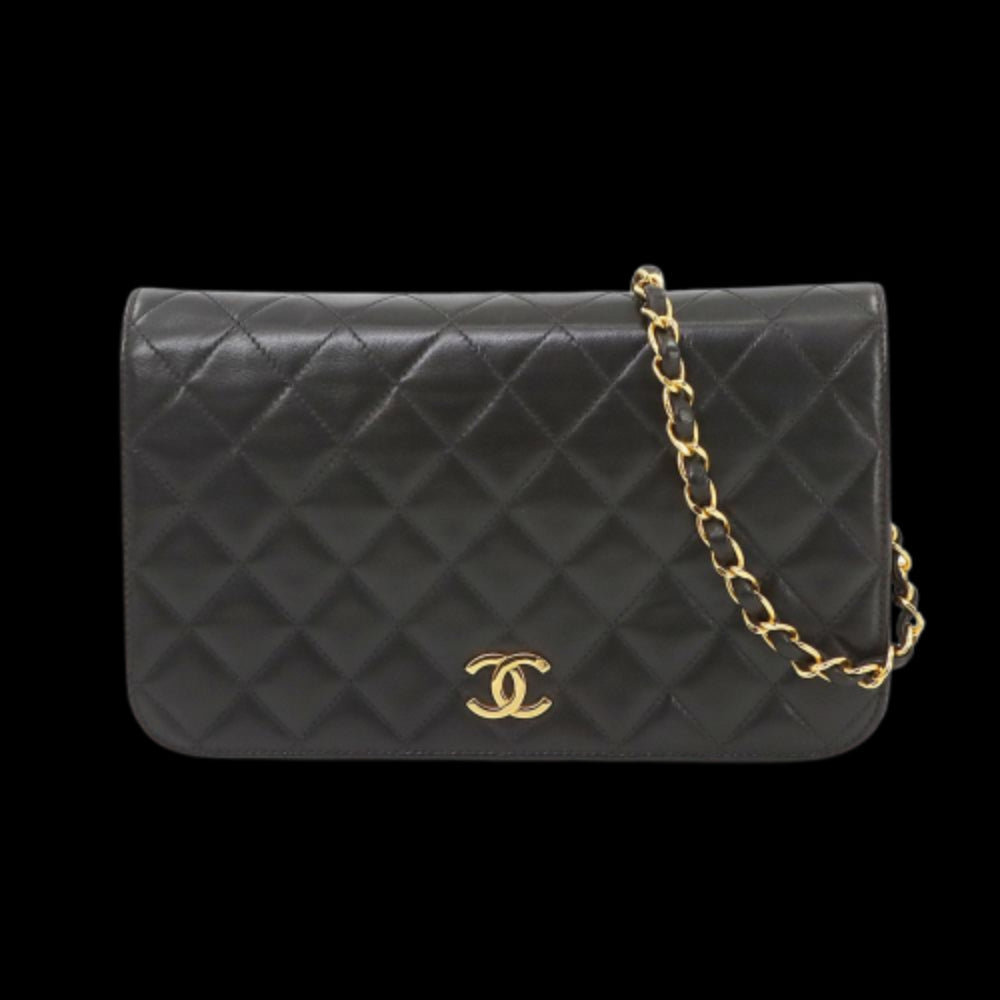 Black Leather Chanel Shoulder Bag