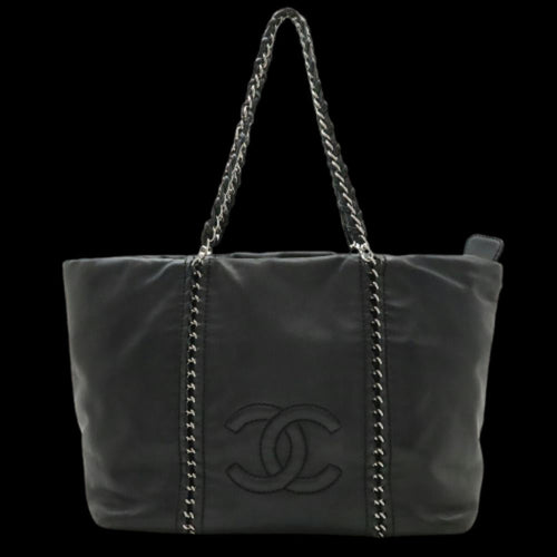 Black Leather Chanel Shoulder Bag