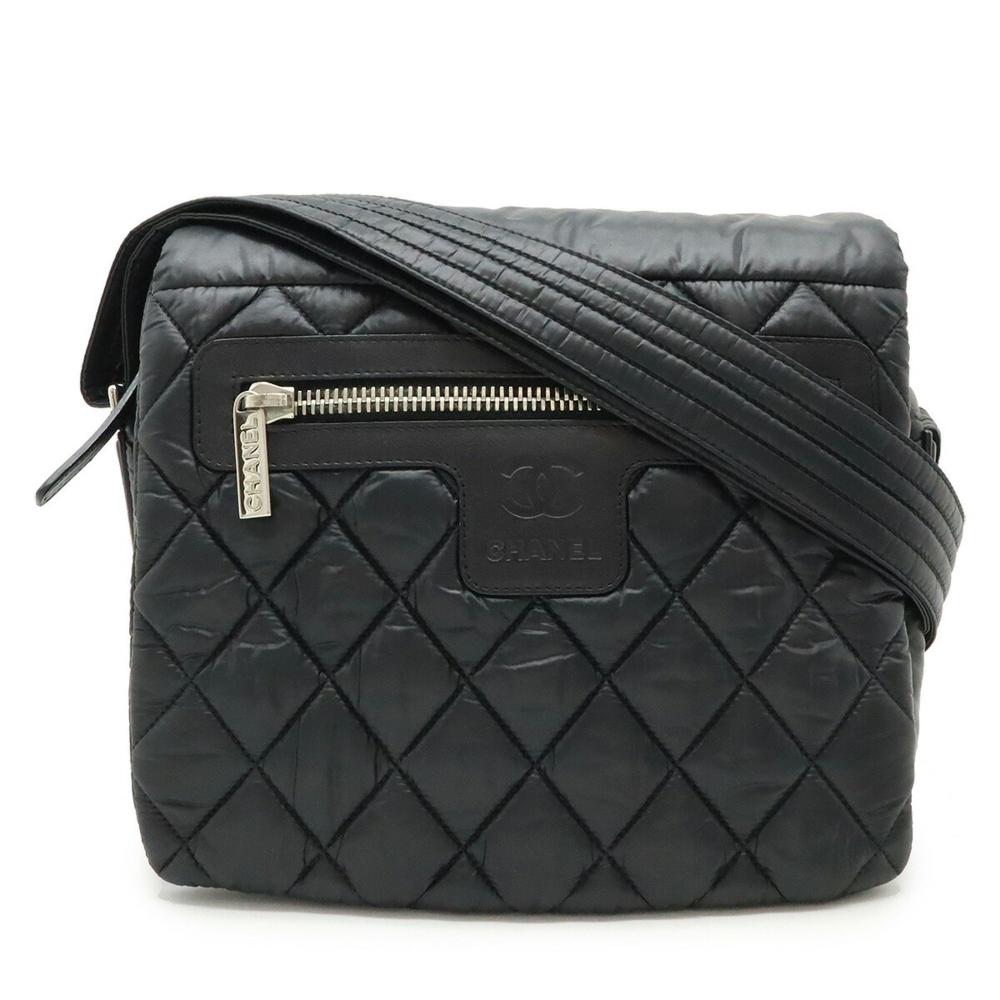 Black Leather Chanel Shoulder Bag