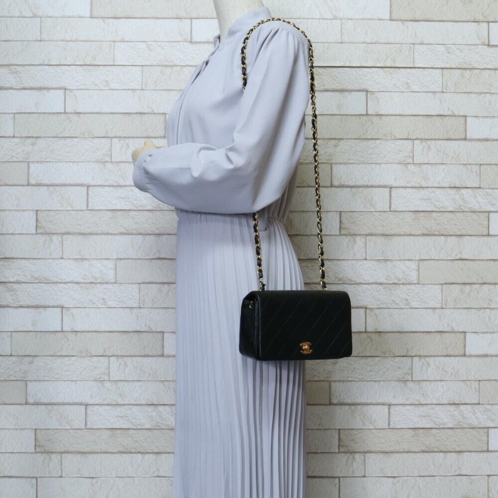 Black Leather Chanel Shoulder Bag