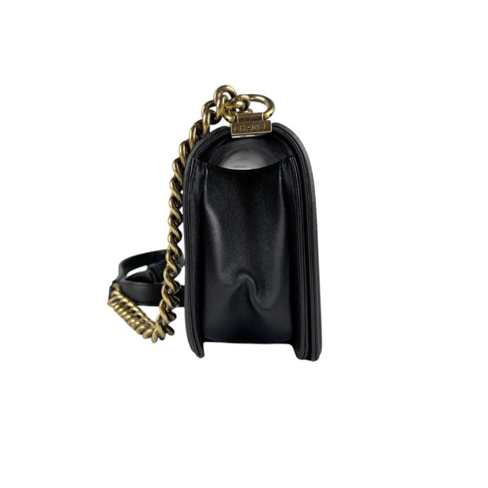 Black Leather Chanel Shoulder Bag