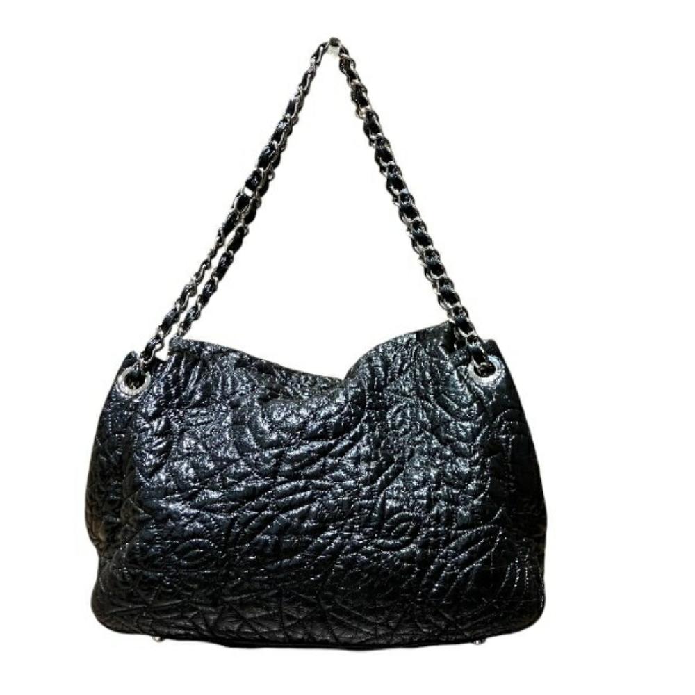 Black Leather Chanel Shoulder Bag