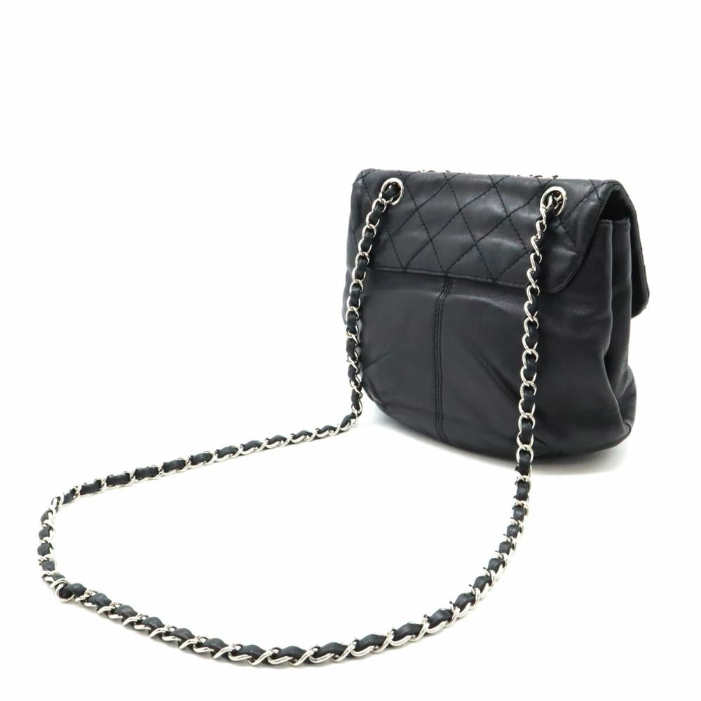 Black Leather Chanel Shoulder Bag