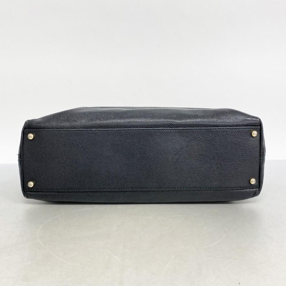 Black Leather Chanel Shoulder Bag