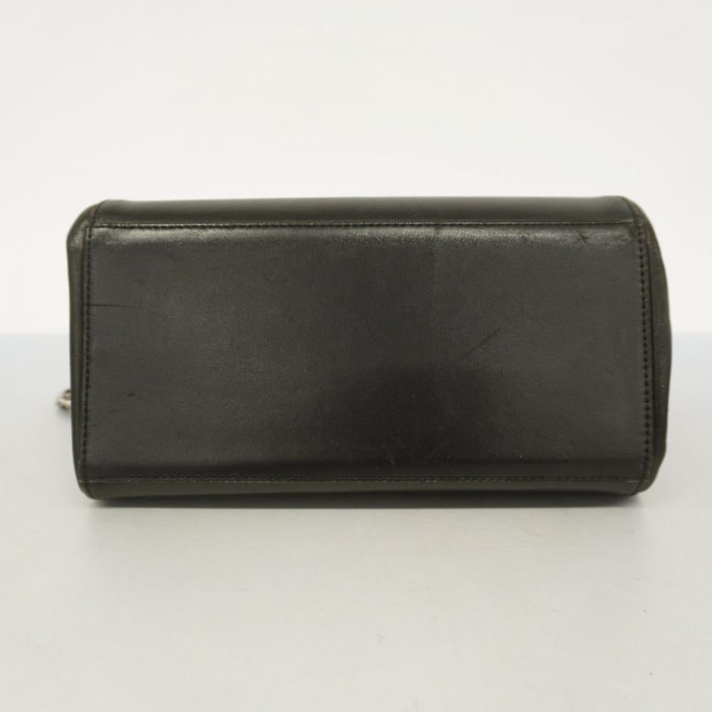Black Leather Chanel Shoulder Bag