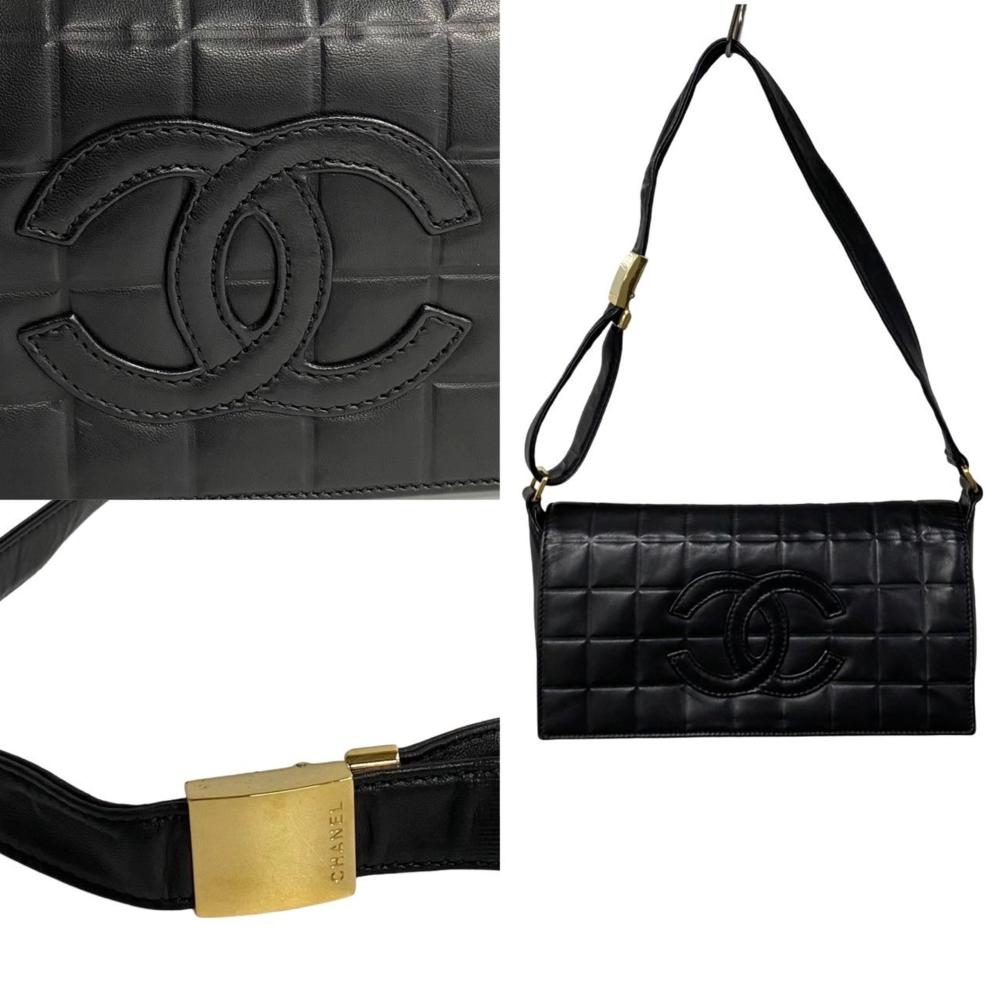 Black Leather Chanel Shoulder Bag