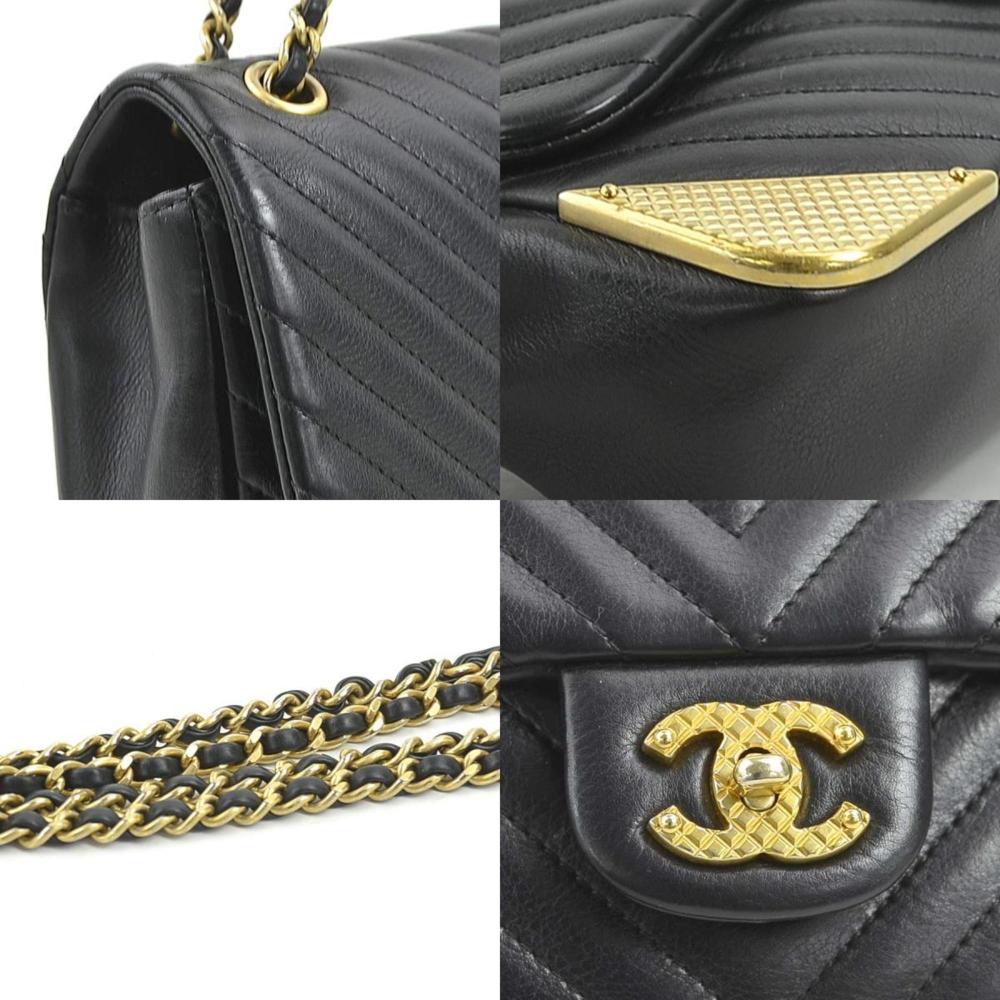 Black Leather Chanel Shoulder Bag