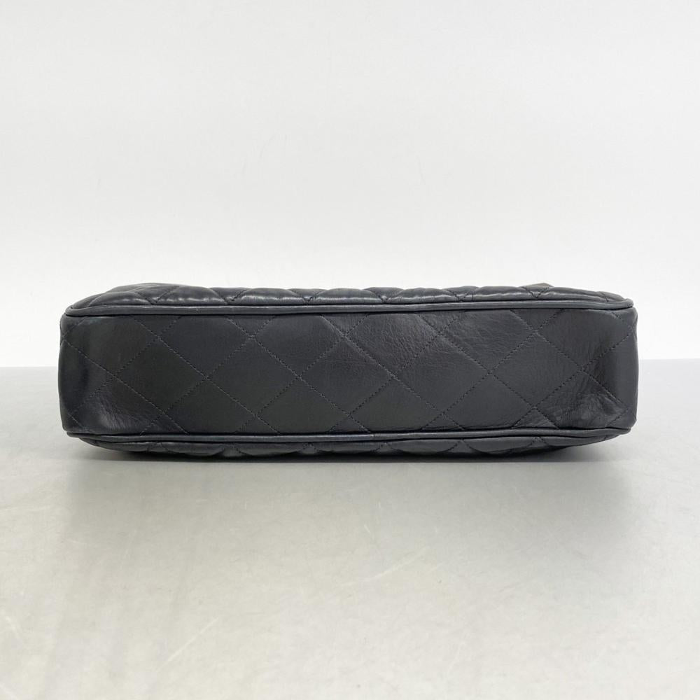 Black Leather Chanel Shoulder Bag