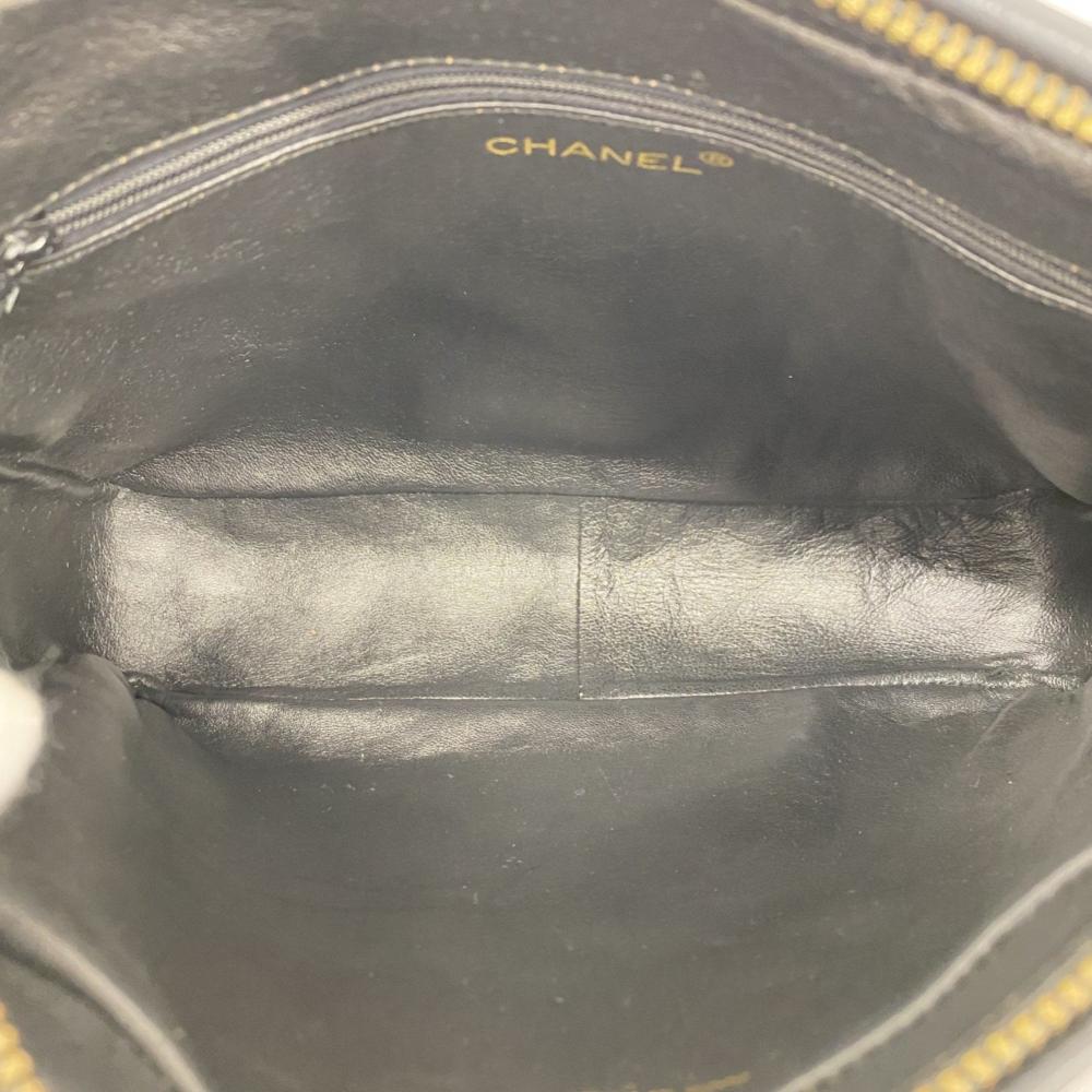 Black Leather Chanel Shoulder Bag