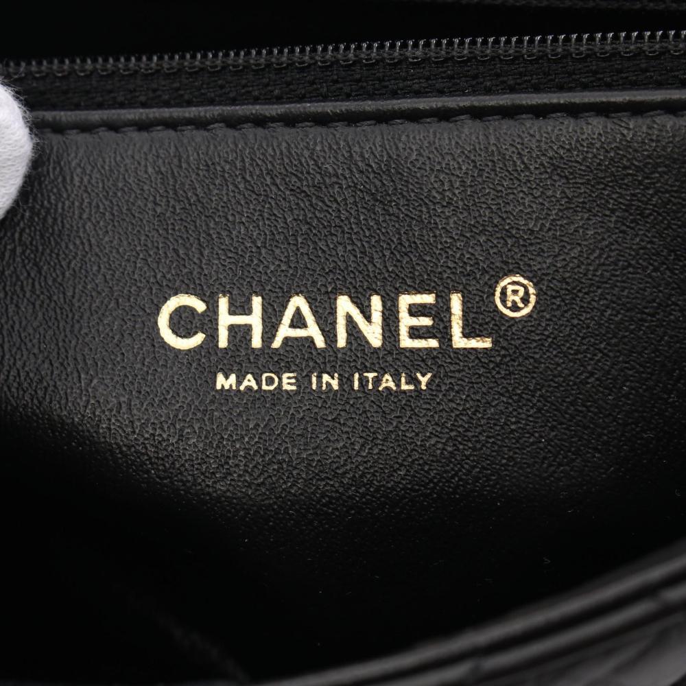 Black Leather Chanel Shoulder Bag