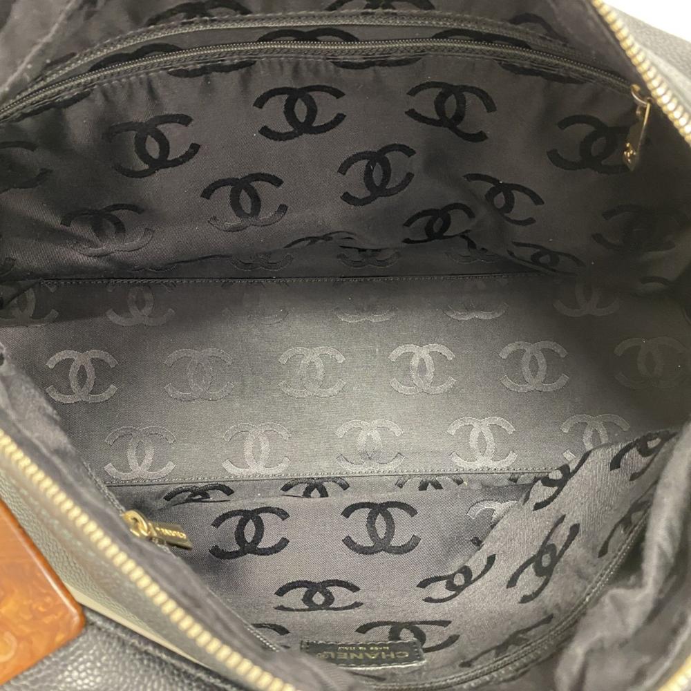 Black Leather Chanel Shoulder Bag
