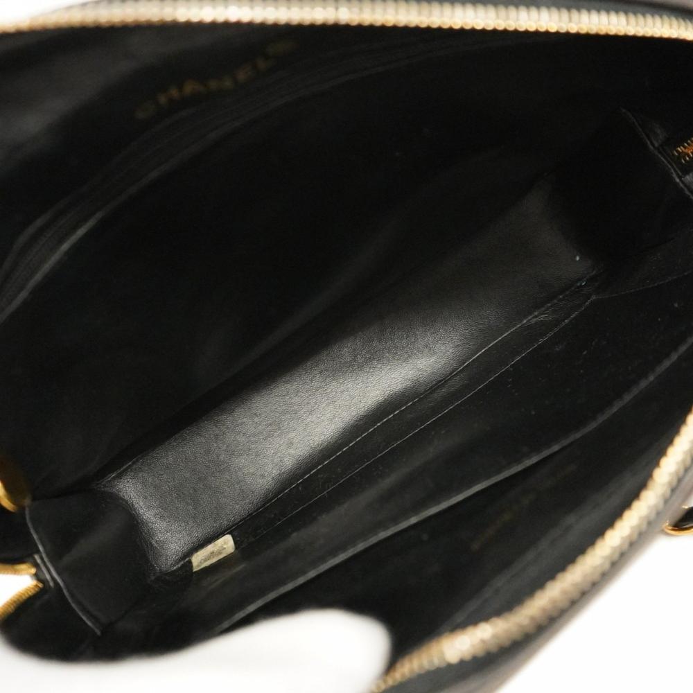 Black Leather Chanel Shoulder Bag