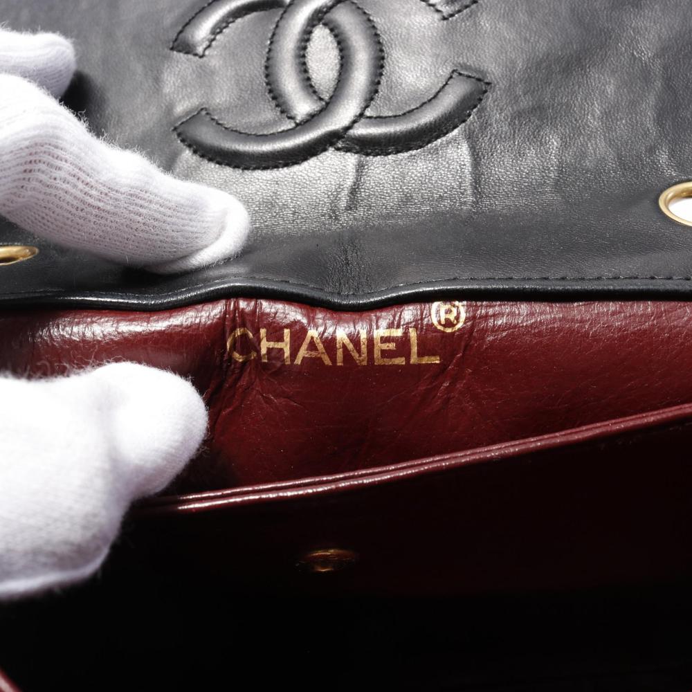 Black Leather Chanel Shoulder Bag