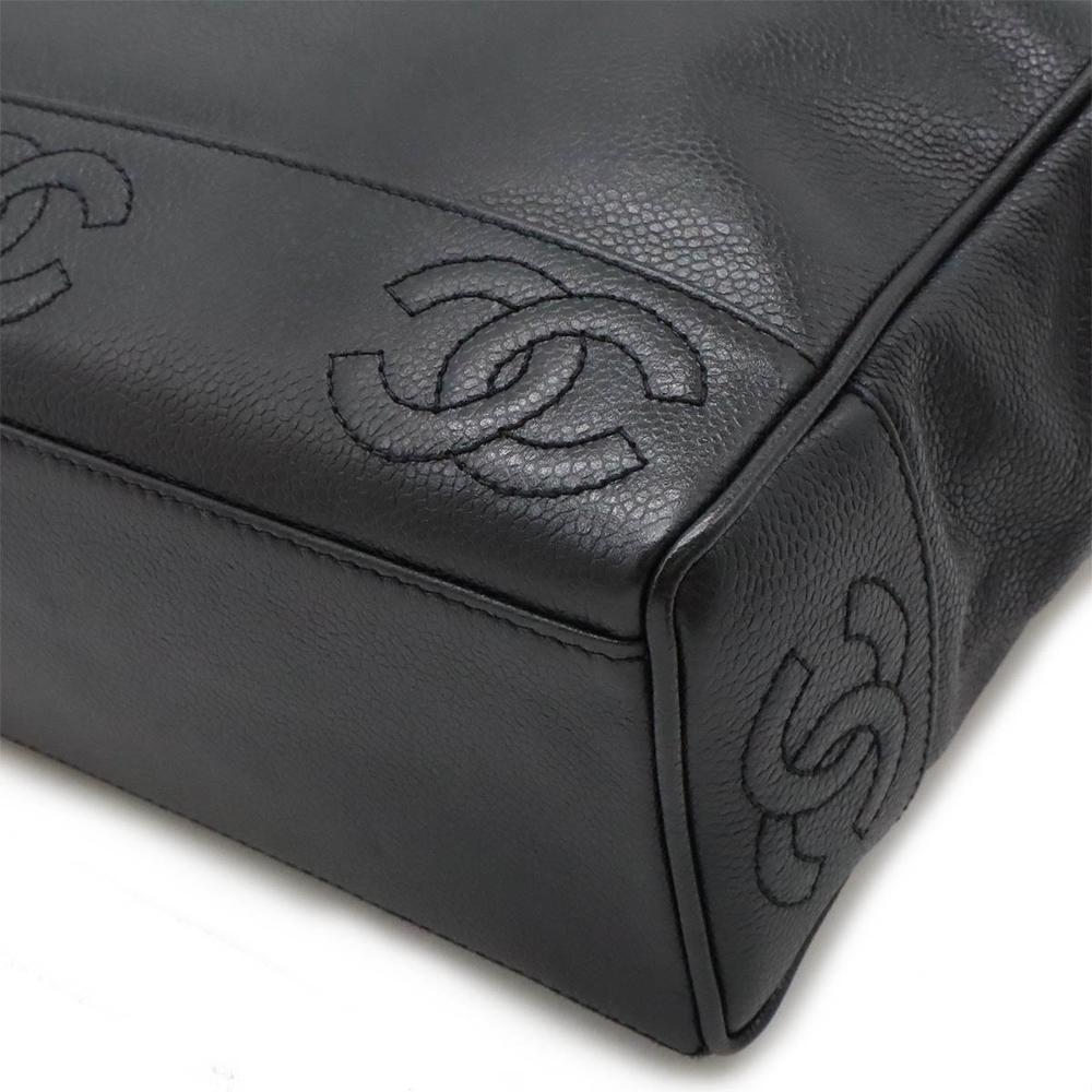 Black Leather Chanel Shoulder Bag