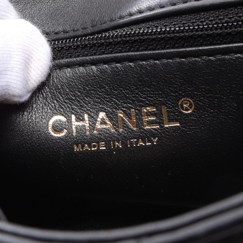 Black Leather Chanel Shoulder Bag