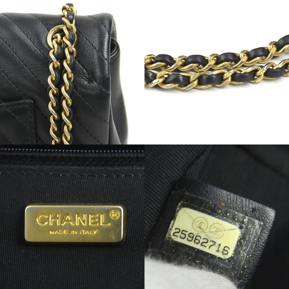 Black Leather Chanel Shoulder Bag
