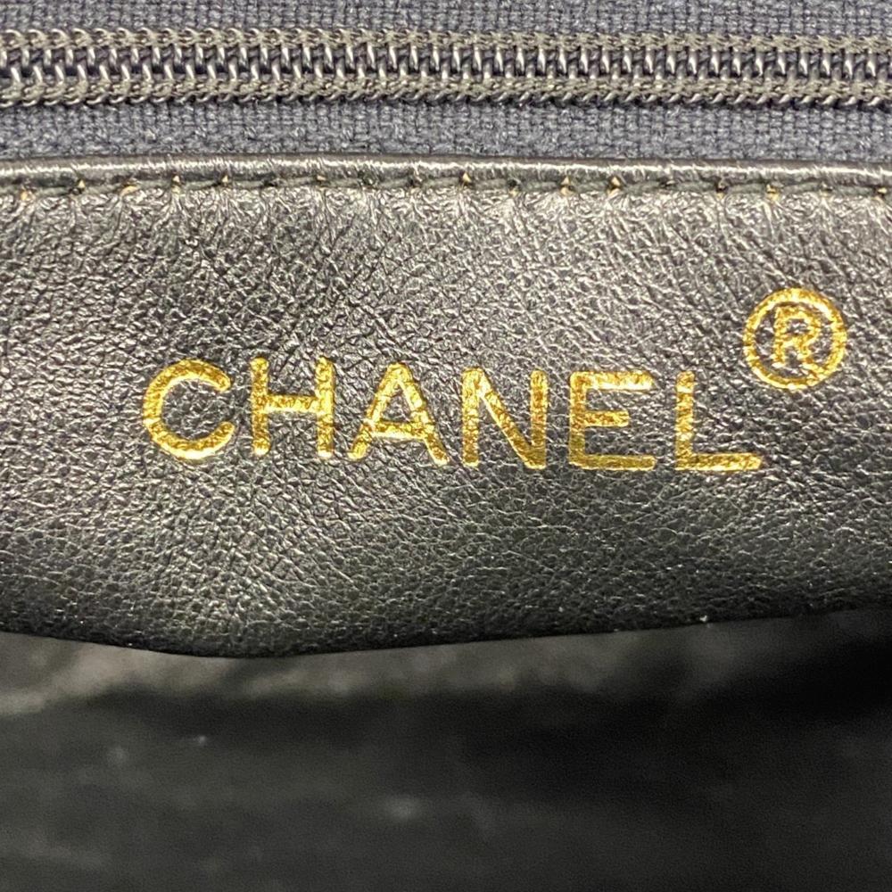 Black Leather Chanel Shoulder Bag