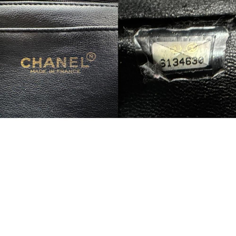 Black Leather Chanel Shoulder Bag