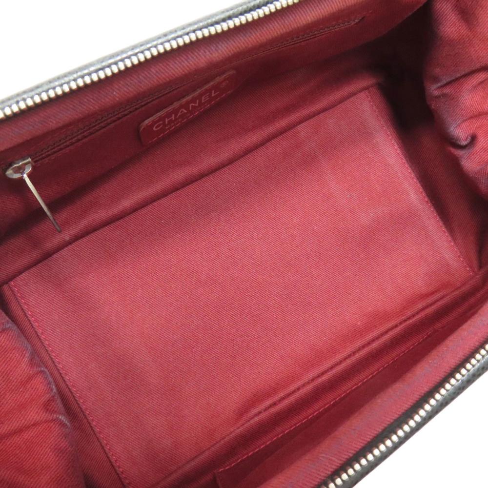 Black Leather Chanel Shoulder Bag
