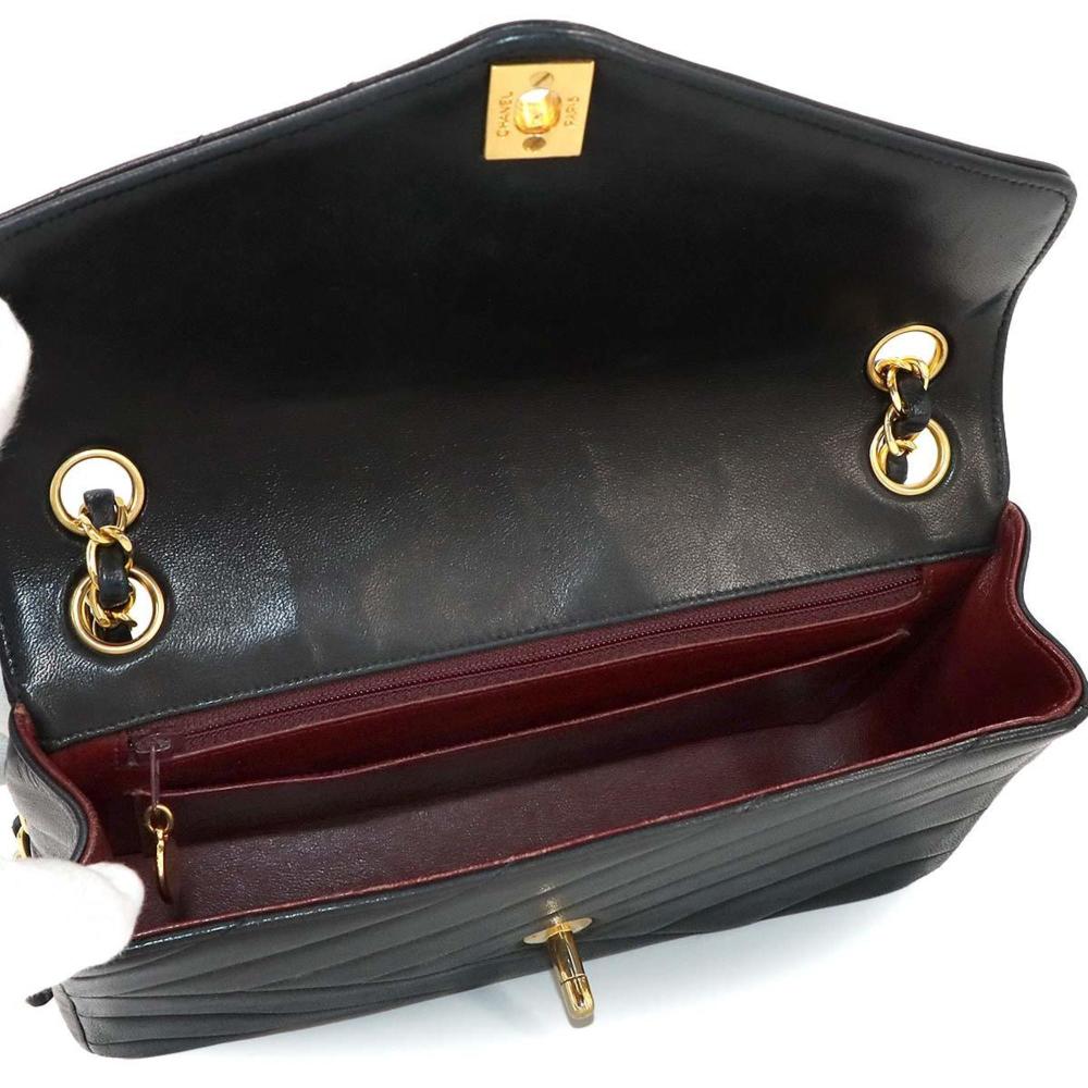 Black Leather Chanel Shoulder Bag