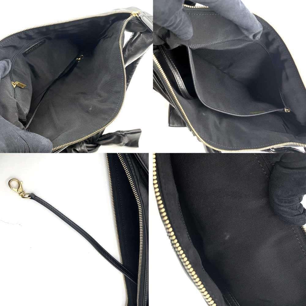 Black Leather Chanel Shoulder Bag