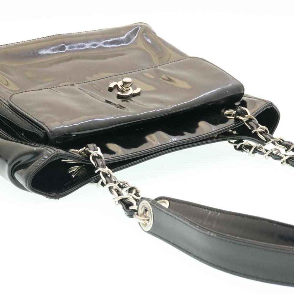 Black Leather Chanel Shoulder Bag