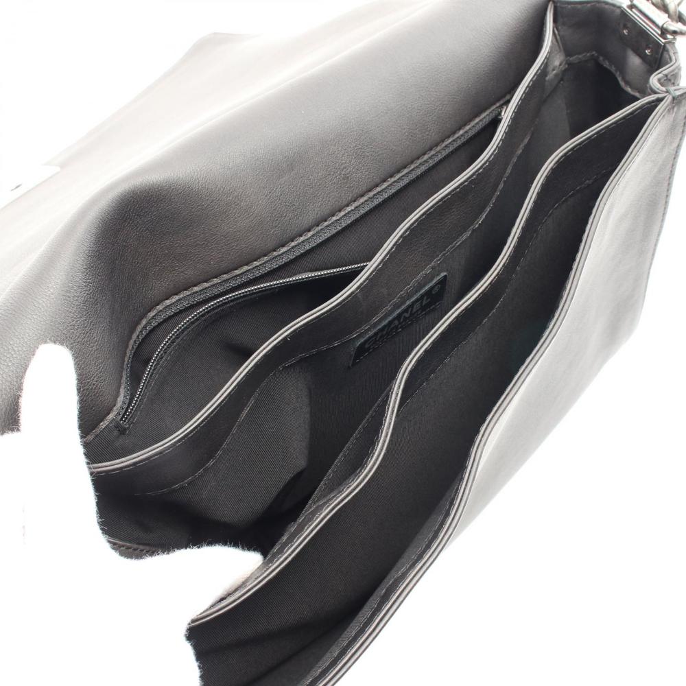 Black Leather Chanel Shoulder Bag
