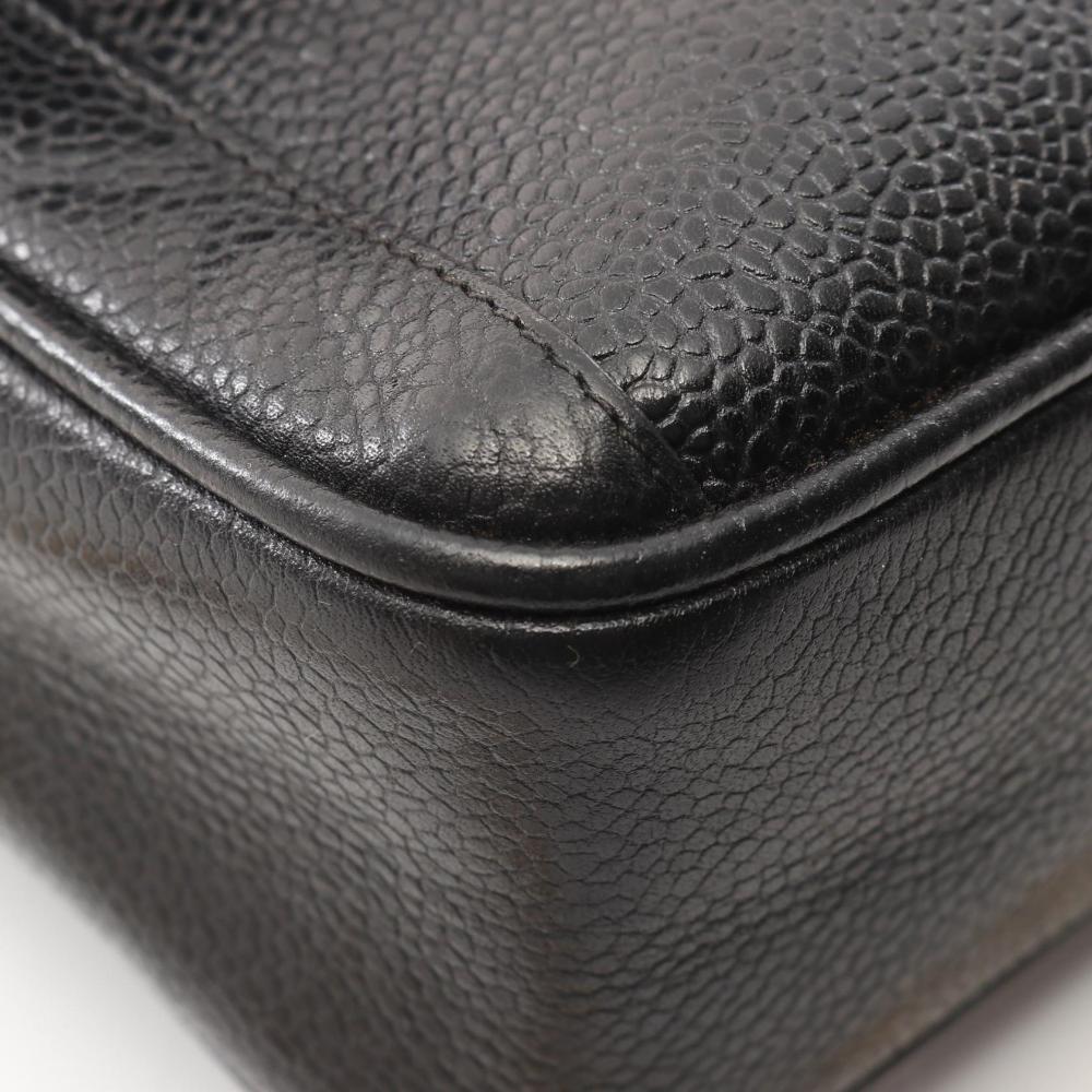 Black Leather Chanel Shoulder Bag
