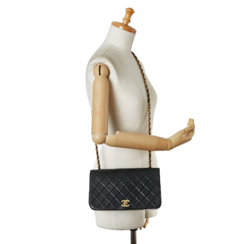 Black Leather Chanel Shoulder Bag