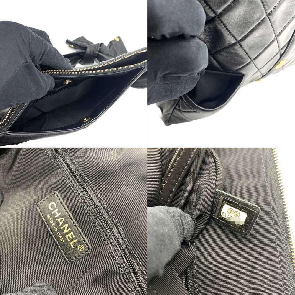 Black Leather Chanel Shoulder Bag