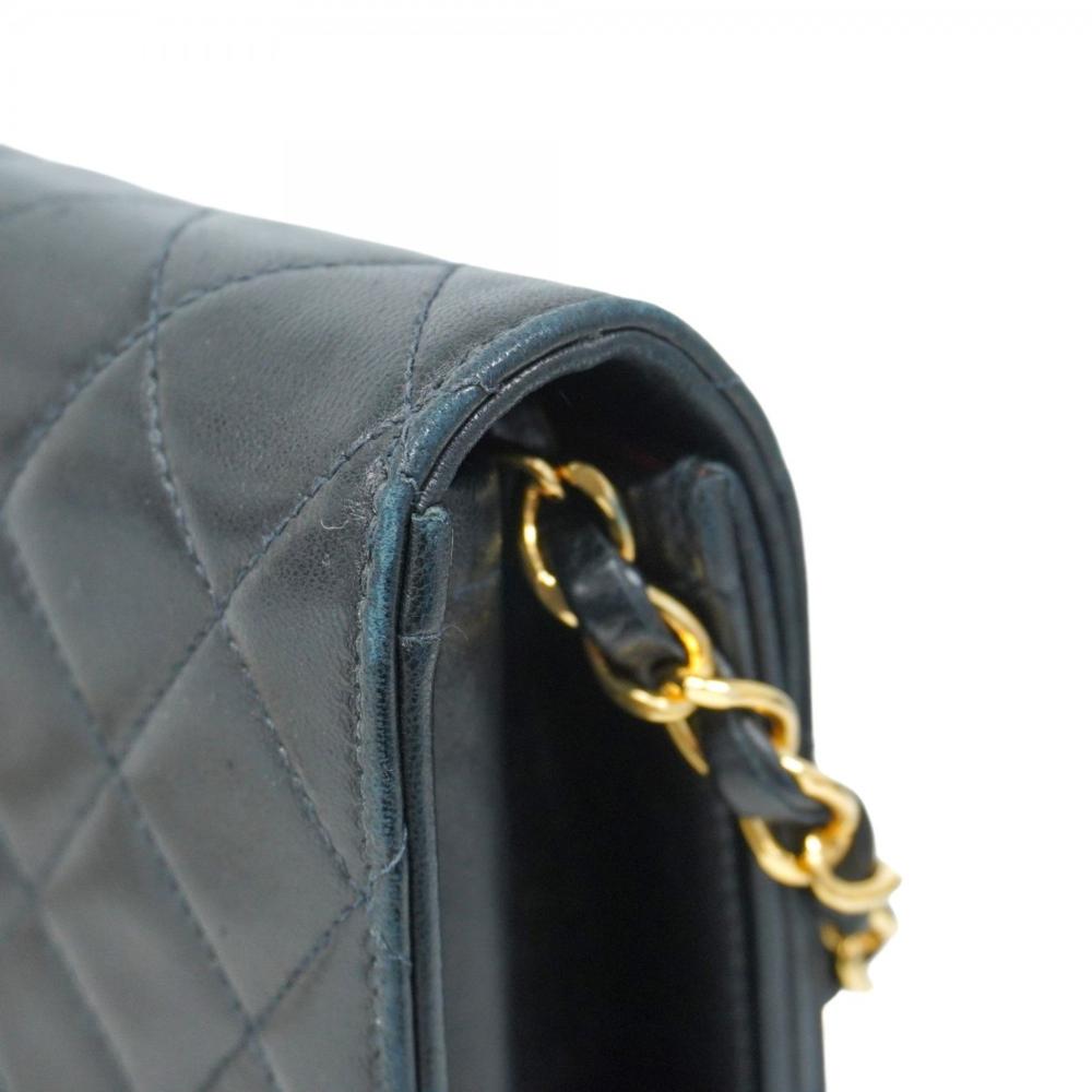 Black Leather Chanel Shoulder Bag