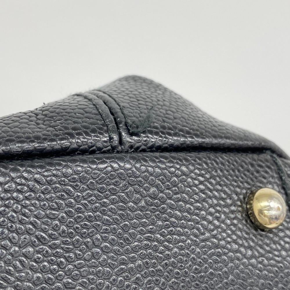 Black Leather Chanel Shoulder Bag