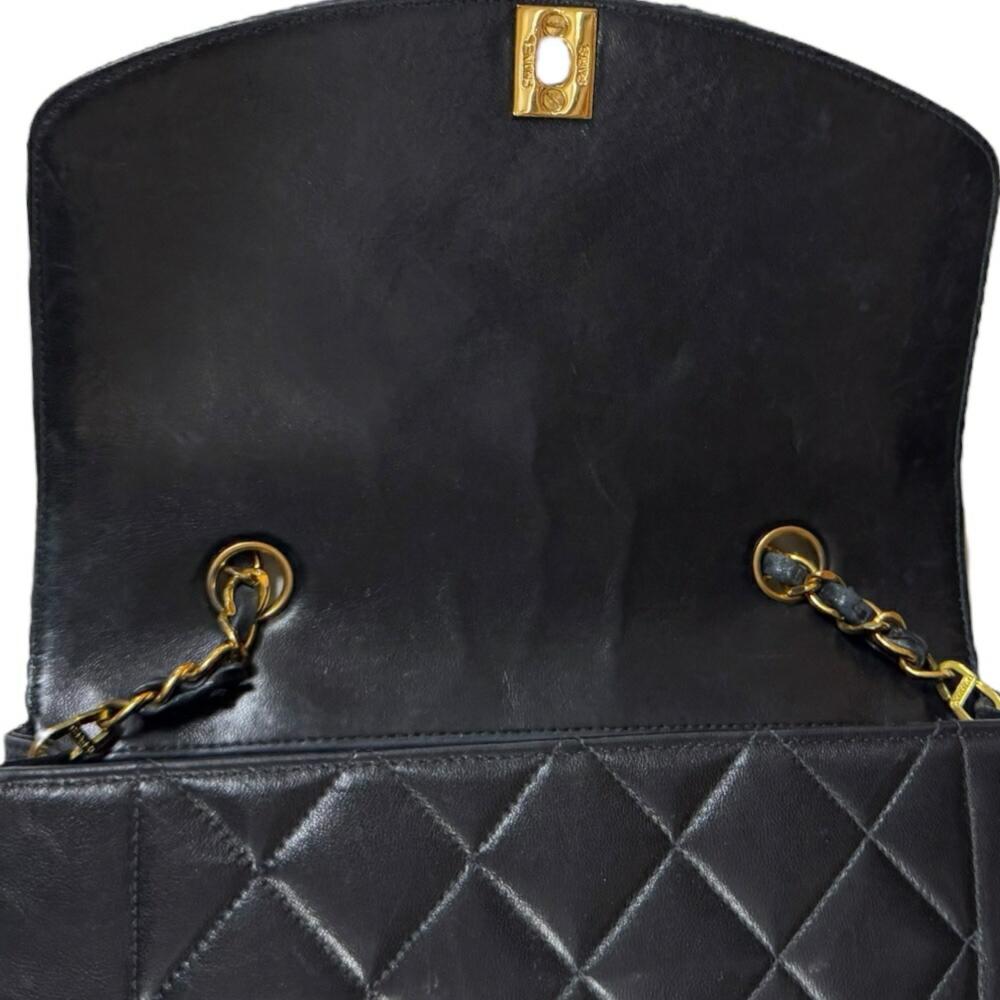 Black Leather Chanel Shoulder Bag